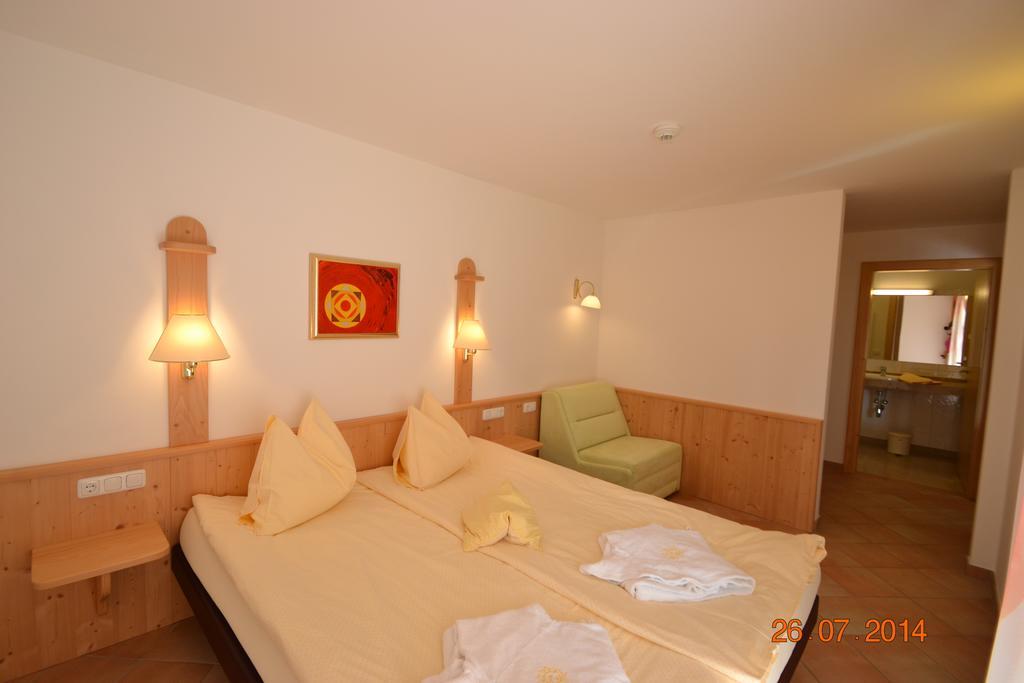 Appartement Hotel Sonneck Konigsleiten Room photo